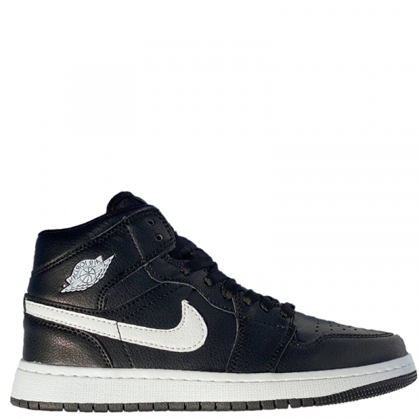 Nike Air Jordan 1 Retro (Black/White Strip)