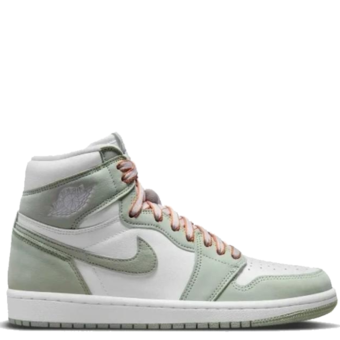 Nike Air Jordan 1 Retro (Seafoam Green)