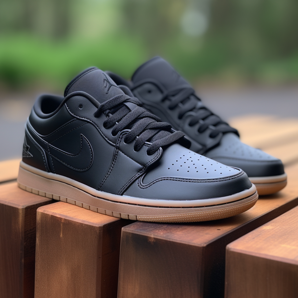 Джоордани чорні низькі